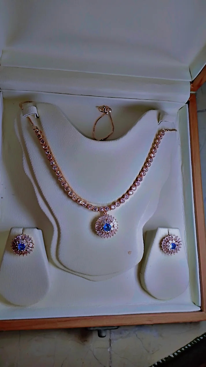 💎 Elegant Jewelry Set (Necklace+ Earrings) 🌙💌